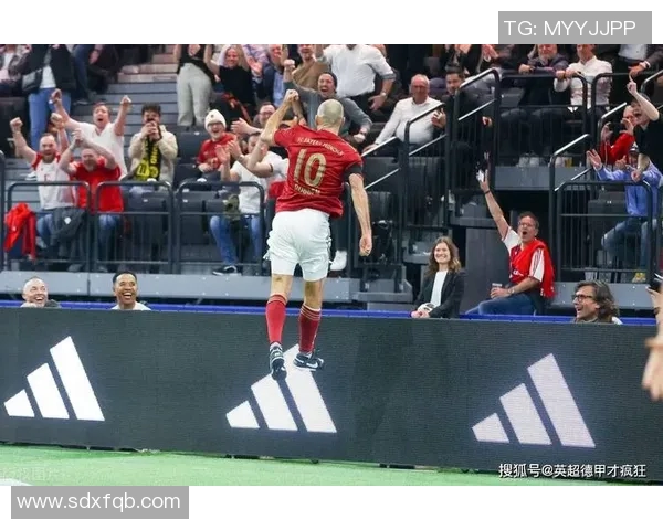 足球明星复刻高清图片展现经典瞬间与球场魅力的完美结合 足球明星复刻高清图片展现经典瞬间与球场魅力的完美结合