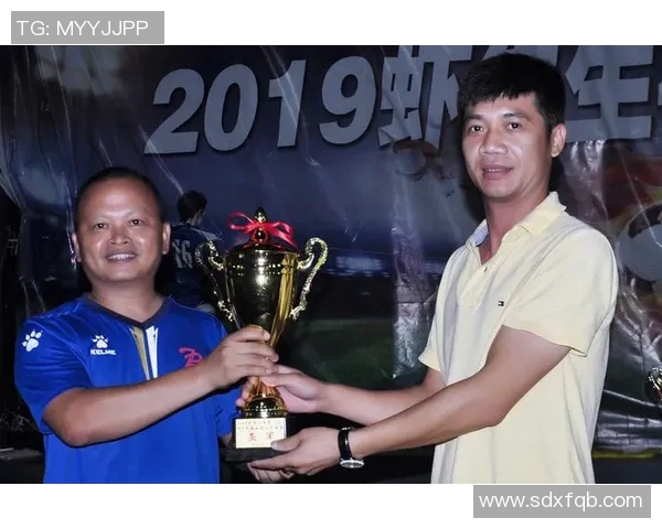 足球明星贴纸壁纸大全让你的手机桌面充满运动激情与个性风格