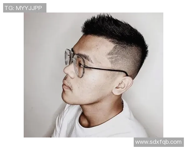 足球明星的魅力发型大盘点帅气造型引领潮流风尚 足球明星的魅力发型大盘点帅气造型引领潮流风尚