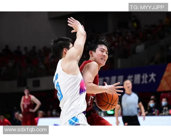 兖州篮球明星的崛起与发展探索以及对中国篮球的影响与贡献