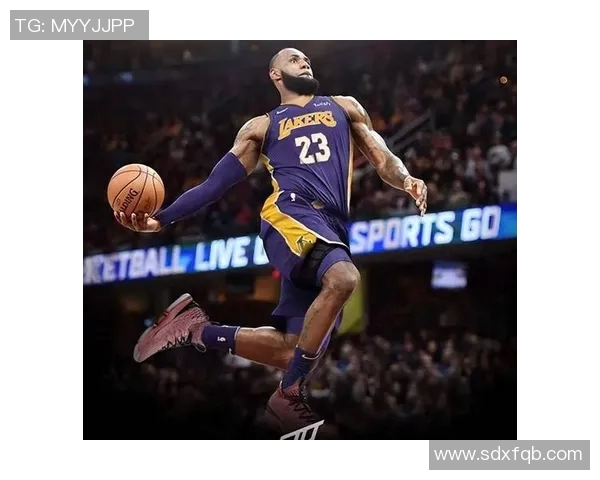 明星篮球名人背后的故事与成就揭秘，探索他们如何影响篮球文化与年轻一代