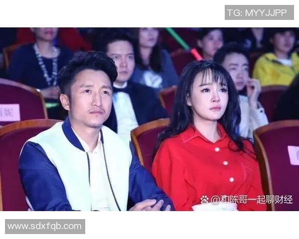 女明星与篮球教练的浪漫故事揭示了爱情与事业的交织与挑战